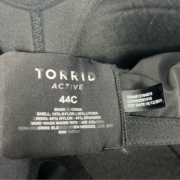 TORRID / black wireless wicking sports bra / 44C - Picture 3 of 4